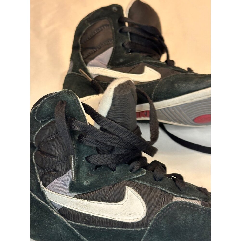 Vintage Nike Greco Supreme Wrestling Shoes in GUC SIze Kids 4Y US - OG - 90s